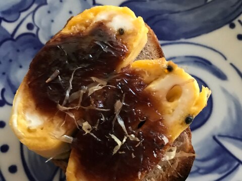 鰹節ソースがけ卵焼きのタルティーヌ